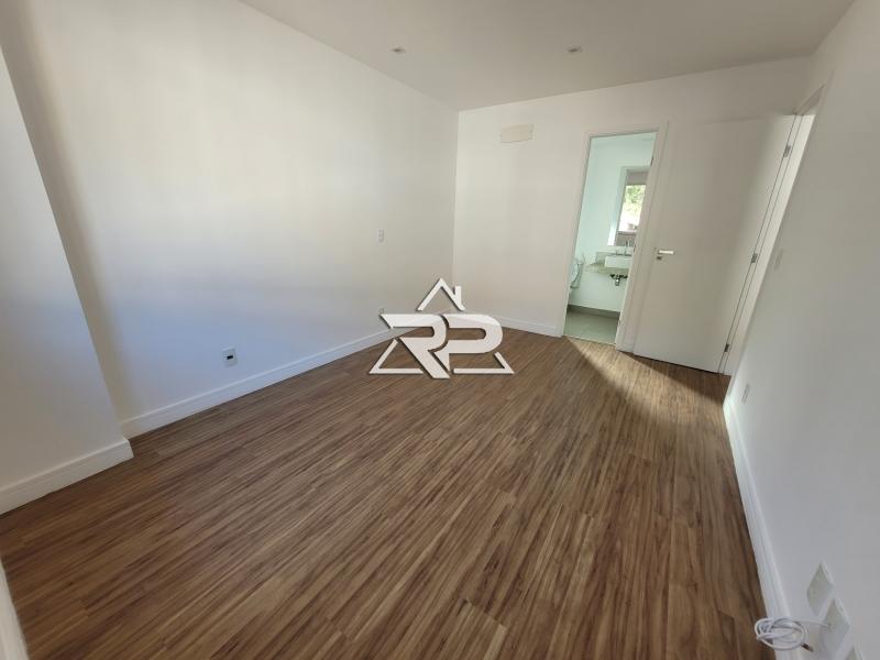 Comprar Apartamento em Corrêas, Petrópolis/RJ - Renata Pereira Corretora