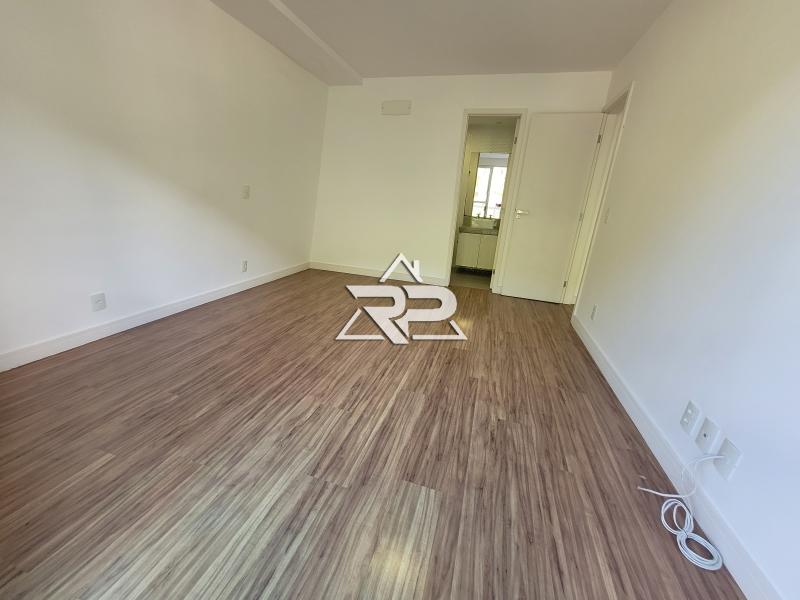 Comprar Apartamento em Corrêas, Petrópolis/RJ - Renata Pereira Corretora