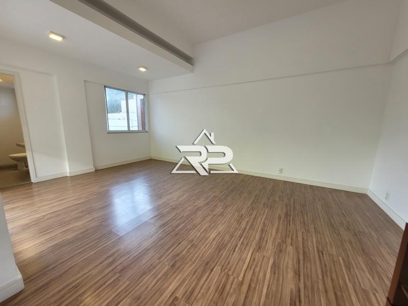 Comprar Apartamento em Corrêas, Petrópolis/RJ - Renata Pereira Corretora