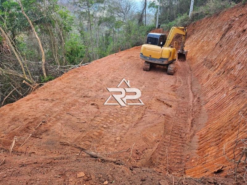 Comprar Terreno Residencial em Itaipava, Petrópolis/RJ - Renata Pereira Corretora