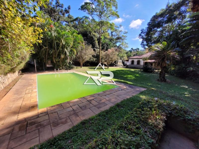 Comprar Casa em Pedro do Rio, Petrópolis/RJ - Renata Pereira Corretora