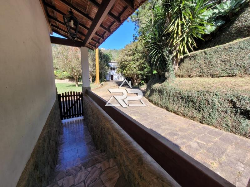 Comprar Casa em Pedro do Rio, Petrópolis/RJ - Renata Pereira Corretora