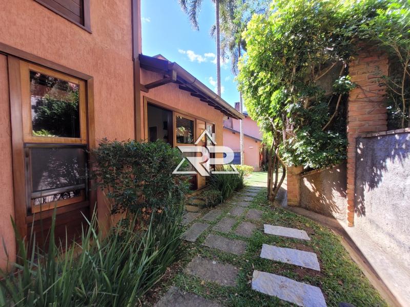 Comprar Flat em Araras, Petrópolis/RJ - Renata Pereira Corretora