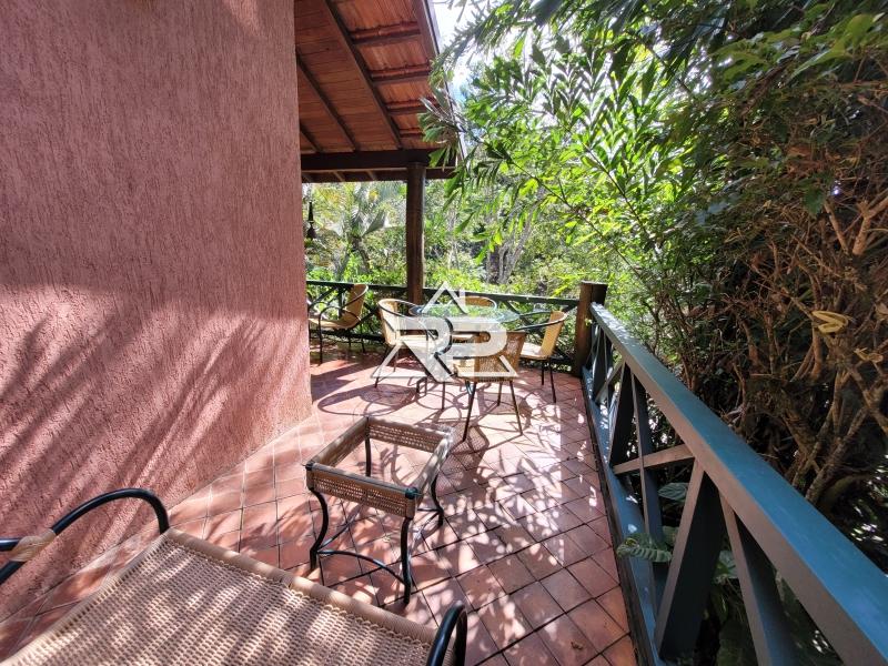 Comprar Flat em Araras, Petrópolis/RJ - Renata Pereira Corretora