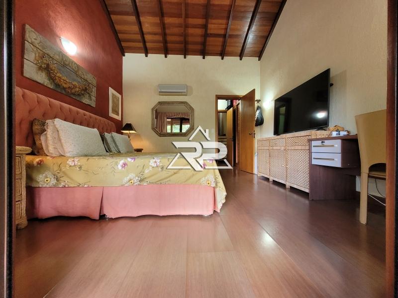 Comprar Flat em Araras, Petrópolis/RJ - Renata Pereira Corretora