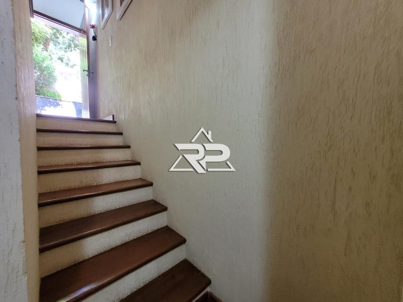 Comprar Flat em Araras, Petrópolis/RJ - Renata Pereira Corretora