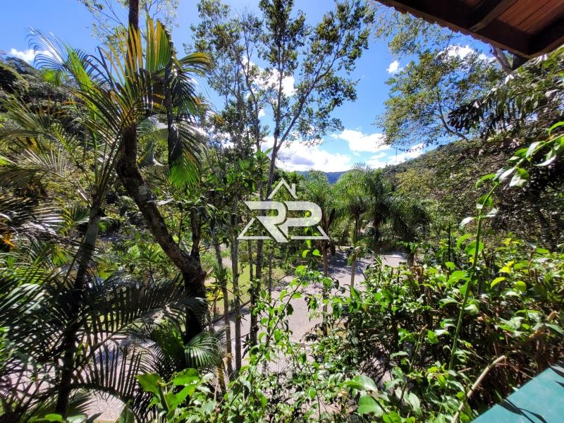 Comprar Flat em Araras, Petrópolis/RJ - Renata Pereira Corretora