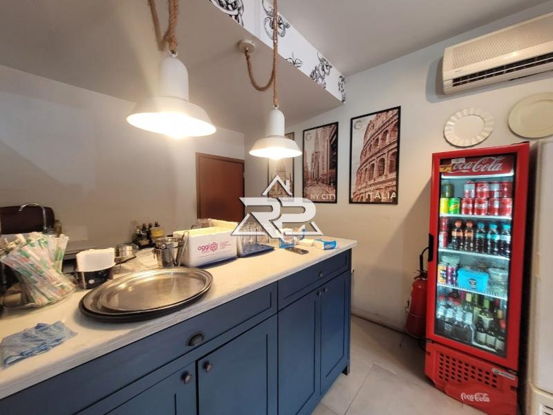 Comprar Loja em Itaipava, Petrópolis/RJ - Renata Pereira Corretora