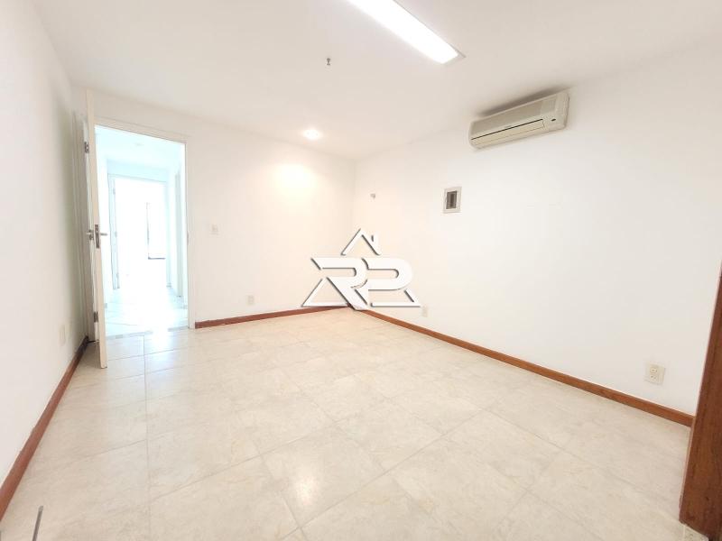 Alugar Sala em Itaipava, Petrópolis/RJ - Renata Pereira Corretora