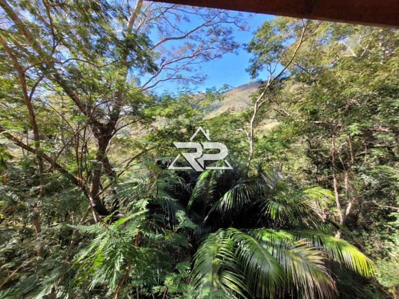 Comprar Casa em Secretário, Petrópolis/RJ - Renata Pereira Corretora