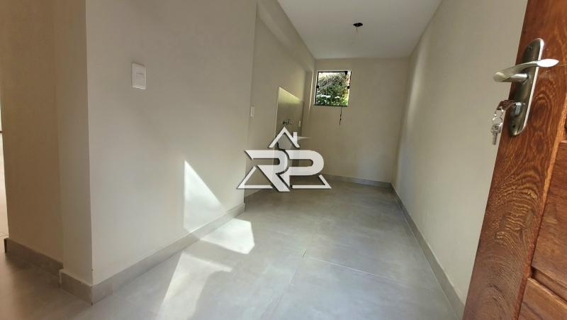 Comprar Casa em Itaipava, Petrópolis/RJ - Renata Pereira Corretora