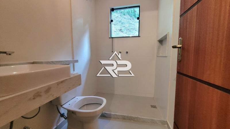 Comprar Casa em Itaipava, Petrópolis/RJ - Renata Pereira Corretora