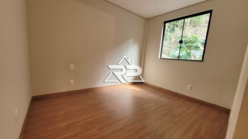 Comprar Casa em Itaipava, Petrópolis/RJ - Renata Pereira Corretora