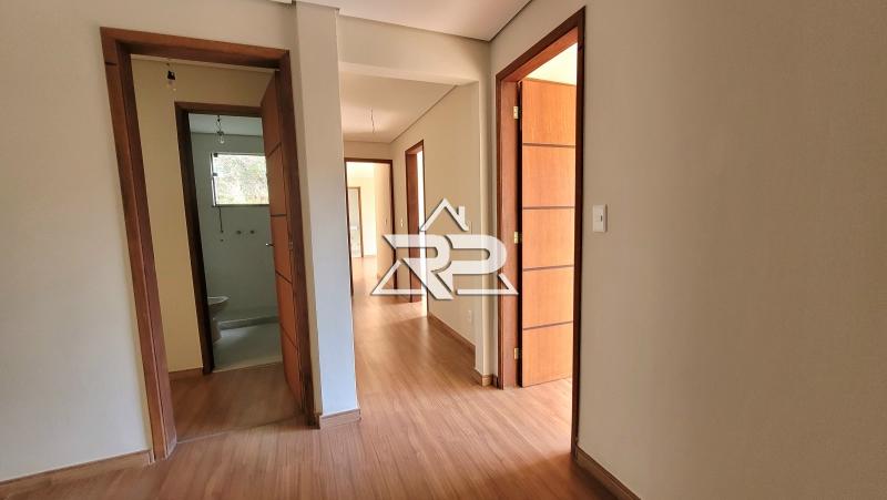 Comprar Casa em Itaipava, Petrópolis/RJ - Renata Pereira Corretora