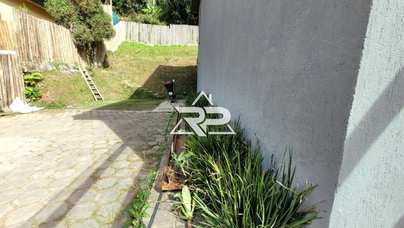 Comprar Casa em Itaipava, Petrópolis/RJ - Renata Pereira Corretora