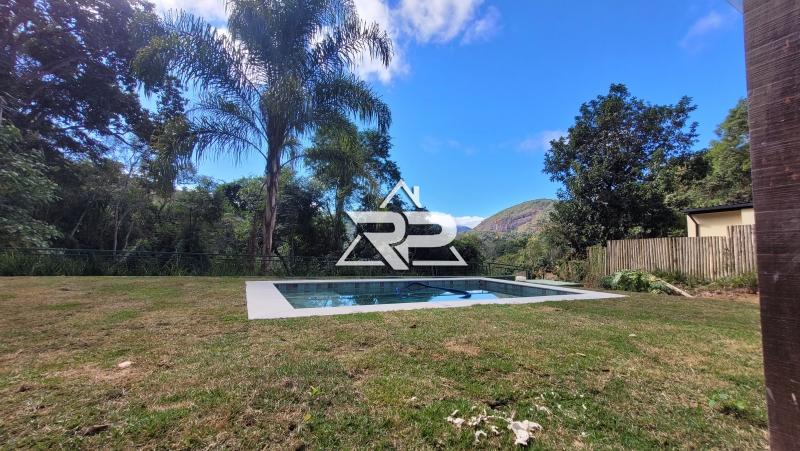 Comprar Casa em Itaipava, Petrópolis/RJ - Renata Pereira Corretora