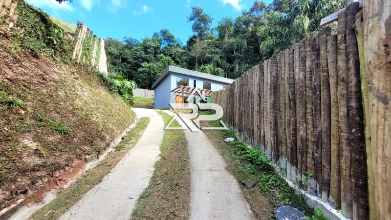 Comprar Casa em Itaipava, Petrópolis/RJ - Renata Pereira Corretora