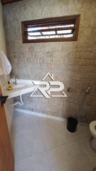 Comprar Casa em Itaipava, Petrópolis/RJ - Renata Pereira Corretora