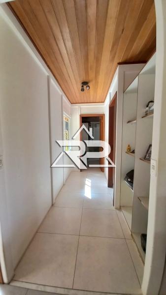 Comprar Casa em Itaipava, Petrópolis/RJ - Renata Pereira Corretora