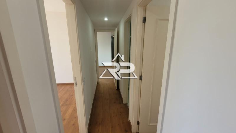 Comprar Casa em Itaipava, Petrópolis/RJ - Renata Pereira Corretora