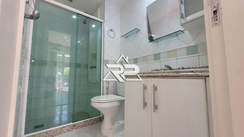 Comprar Casa em Itaipava, Petrópolis/RJ - Renata Pereira Corretora