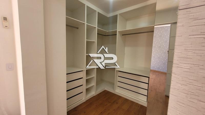 Comprar Casa em Itaipava, Petrópolis/RJ - Renata Pereira Corretora