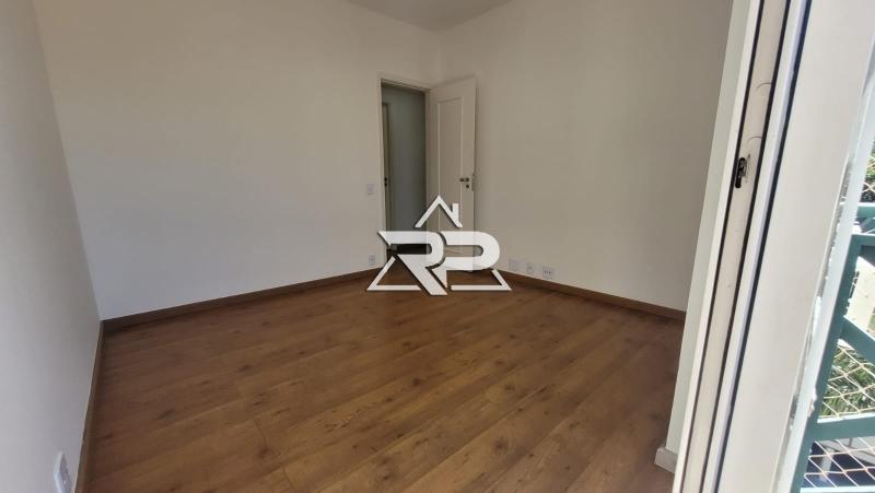 Comprar Casa em Itaipava, Petrópolis/RJ - Renata Pereira Corretora