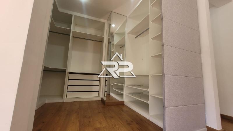 Comprar Casa em Itaipava, Petrópolis/RJ - Renata Pereira Corretora