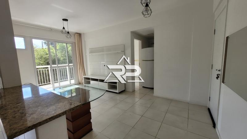 Comprar Apartamento em Itaipava, Petrópolis/RJ - Renata Pereira Corretora