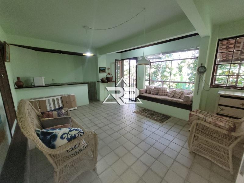 Comprar Casa em Itaipava, Petrópolis/RJ - Renata Pereira Corretora