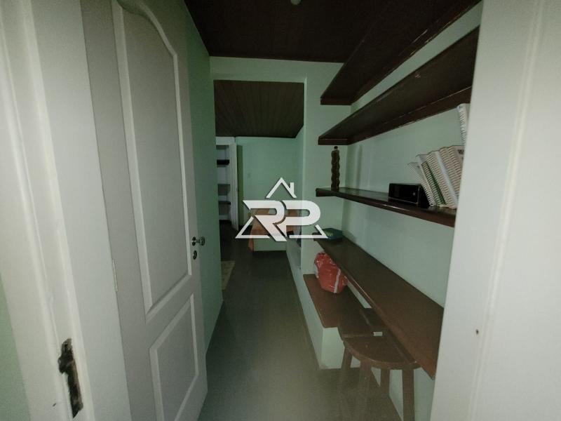 Comprar Casa em Itaipava, Petrópolis/RJ - Renata Pereira Corretora