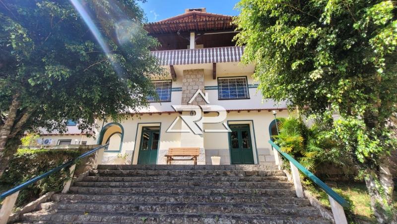 Comprar Apartamento em Corrêas, Petrópolis/RJ - Renata Pereira Corretora