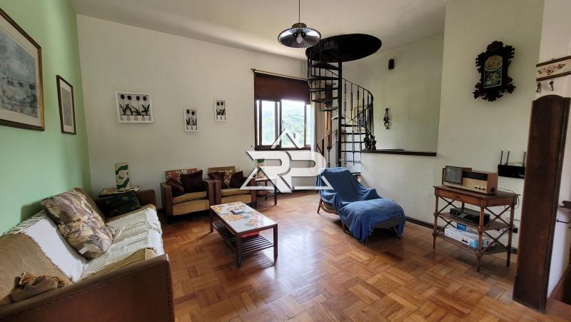 Comprar Casa em Pedro do Rio, Petrópolis/RJ - Renata Pereira Corretora