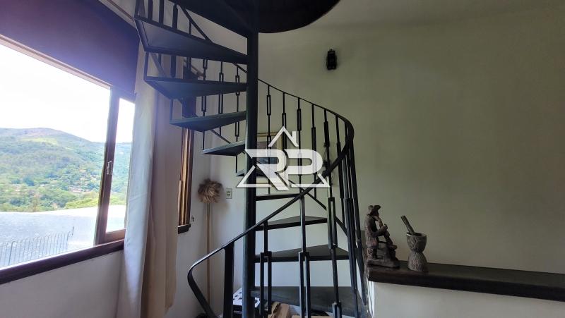 Comprar Casa em Pedro do Rio, Petrópolis/RJ - Renata Pereira Corretora