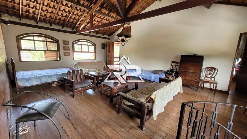 Comprar Casa em Pedro do Rio, Petrópolis/RJ - Renata Pereira Corretora