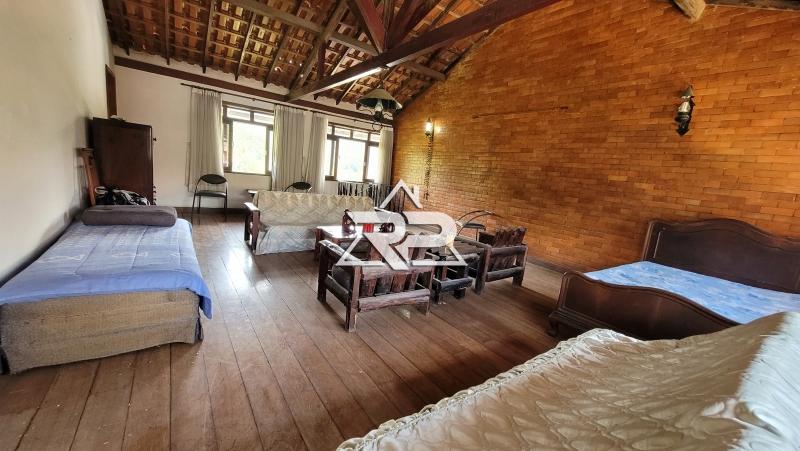 Comprar Casa em Pedro do Rio, Petrópolis/RJ - Renata Pereira Corretora
