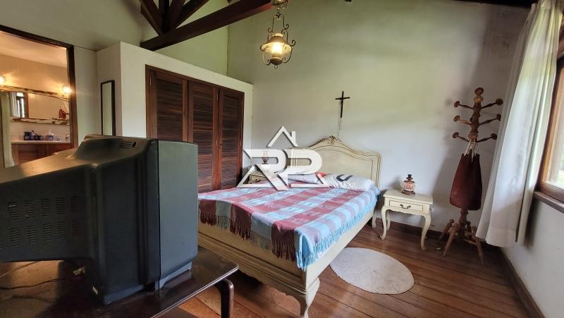 Comprar Casa em Pedro do Rio, Petrópolis/RJ - Renata Pereira Corretora