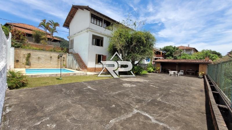 Comprar Casa em Pedro do Rio, Petrópolis/RJ - Renata Pereira Corretora