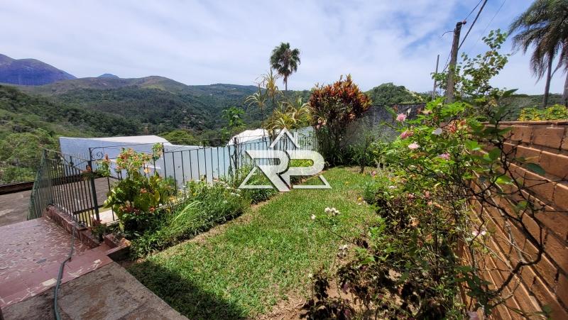 Comprar Casa em Pedro do Rio, Petrópolis/RJ - Renata Pereira Corretora