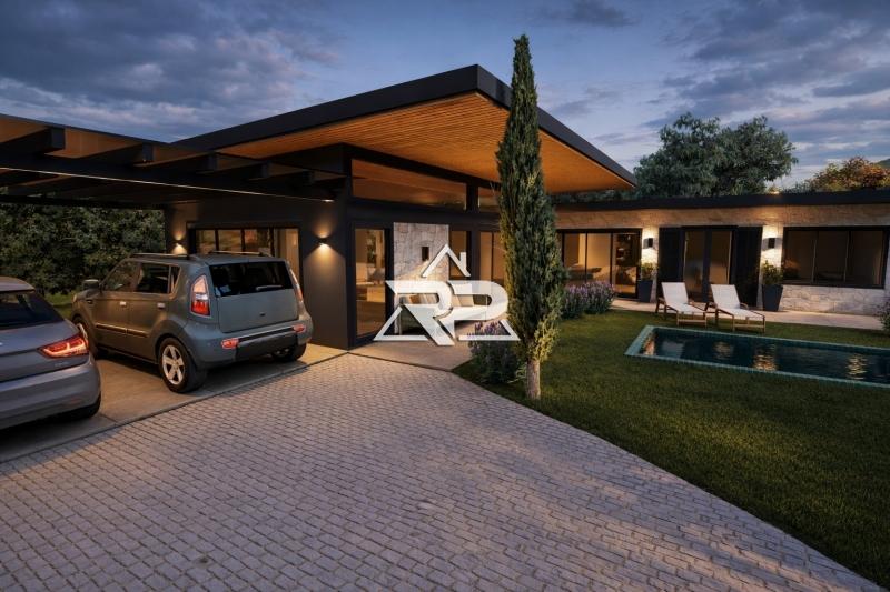 Comprar Casa em Itaipava, Petrópolis/RJ - Renata Pereira Corretora