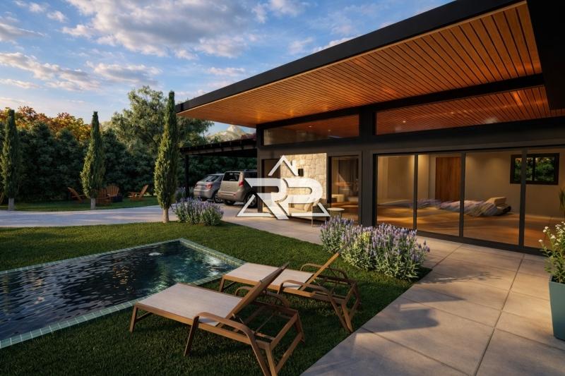 Comprar Casa em Itaipava, Petrópolis/RJ - Renata Pereira Corretora