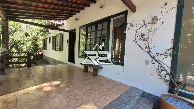 Comprar Casa em Pedro do Rio, Petrópolis/RJ - Renata Pereira Corretora