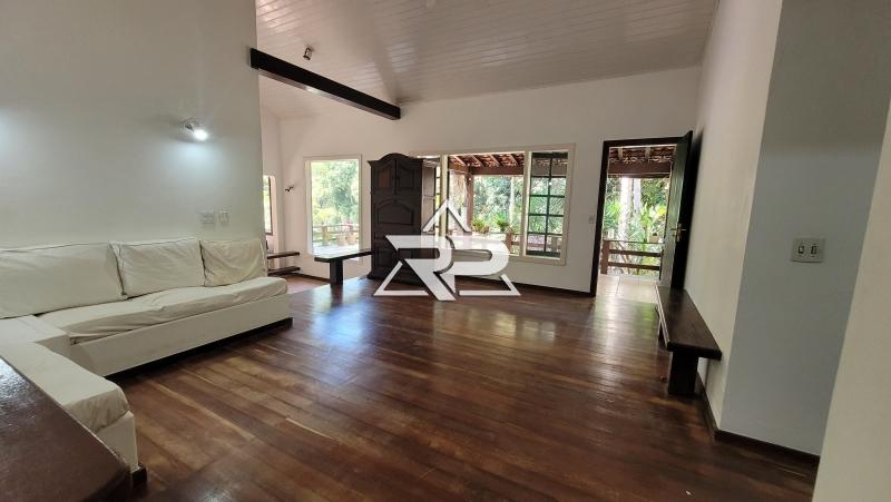 Comprar Casa em Pedro do Rio, Petrópolis/RJ - Renata Pereira Corretora