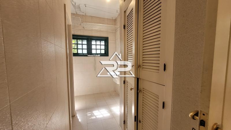 Comprar Casa em Pedro do Rio, Petrópolis/RJ - Renata Pereira Corretora