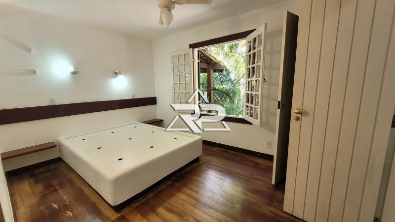 Comprar Casa em Pedro do Rio, Petrópolis/RJ - Renata Pereira Corretora