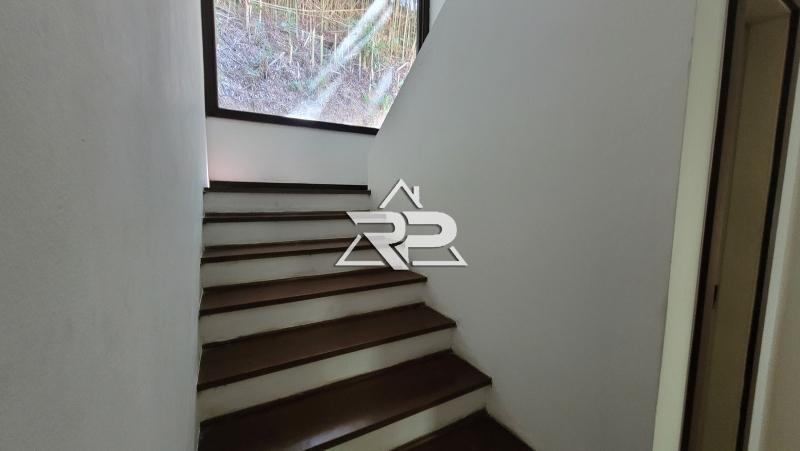 Comprar Casa em Pedro do Rio, Petrópolis/RJ - Renata Pereira Corretora