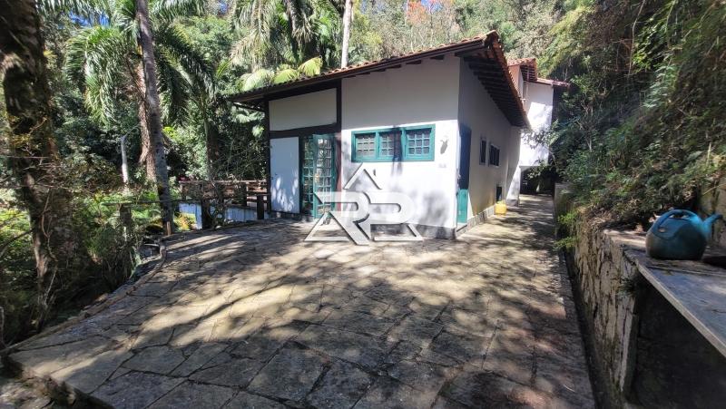 Comprar Casa em Pedro do Rio, Petrópolis/RJ - Renata Pereira Corretora