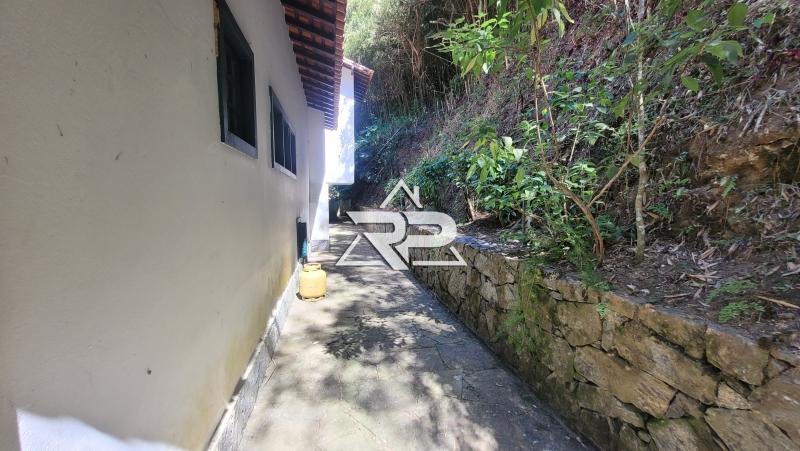 Comprar Casa em Pedro do Rio, Petrópolis/RJ - Renata Pereira Corretora