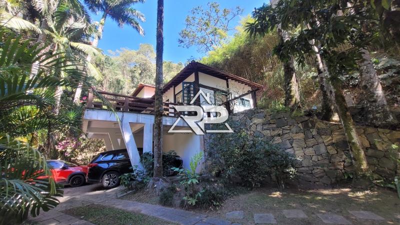 Comprar Casa em Pedro do Rio, Petrópolis/RJ - Renata Pereira Corretora
