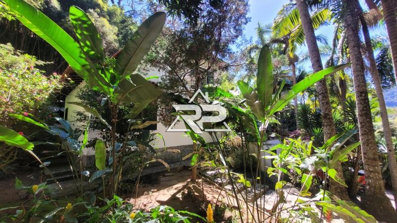 Comprar Casa em Pedro do Rio, Petrópolis/RJ - Renata Pereira Corretora